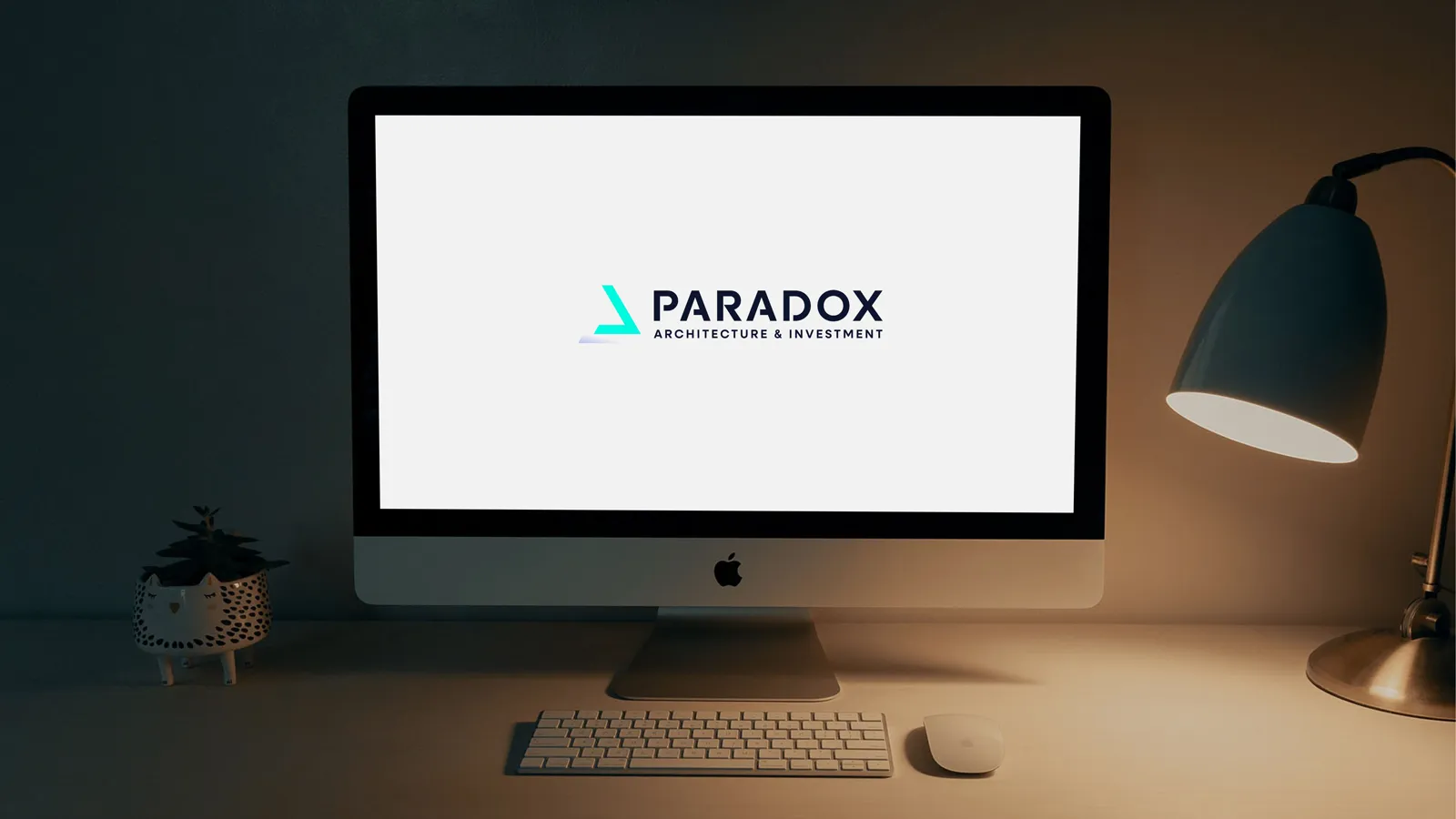 Brandbook Paradox : le logo appliqué sur un écran de bureau